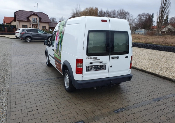 Ford Transit Connect cena 6900 przebieg: 251000, rok produkcji 2007 z Leszno małe 56